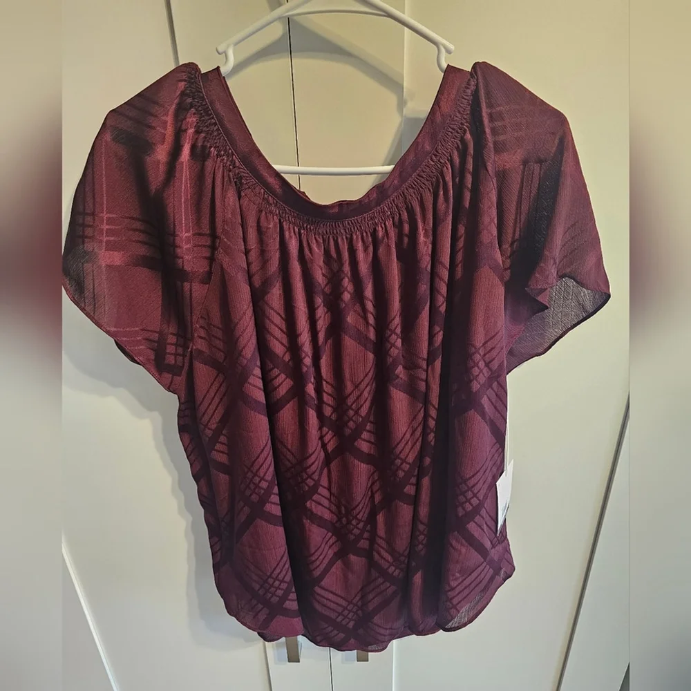 LC Lauren Conrad Burgundy Patterned Blouse 1X - Picture 4 of 5